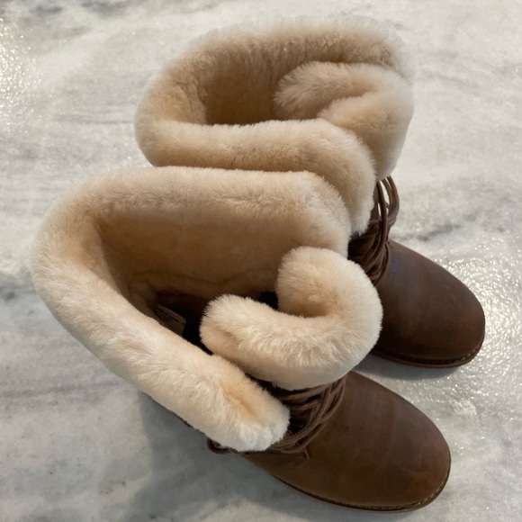 Emu Australia waterproof lace up boots - Picture 2 of 5